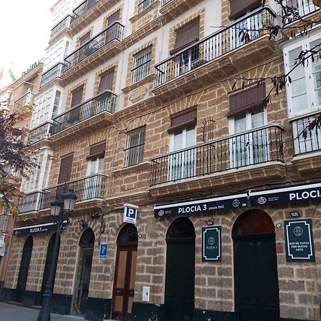Pension Las Cuatro Naciones Cadiz Exterior photo